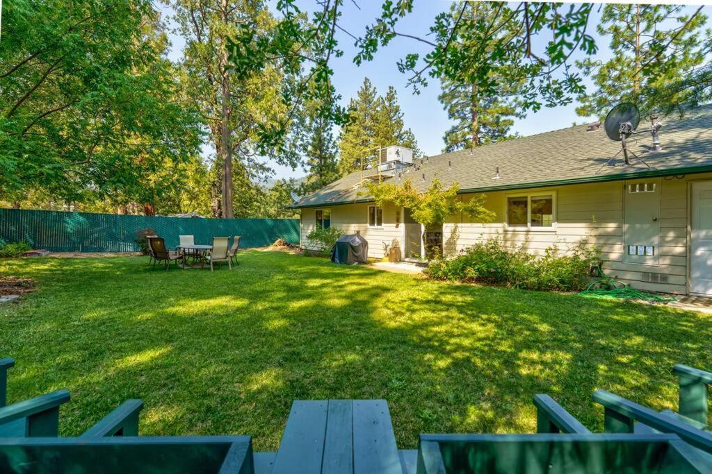 Acorn House - Charming House In Green Heaven With Pool Table With Lovely Backyard Oakhurst Zewnętrze zdjęcie