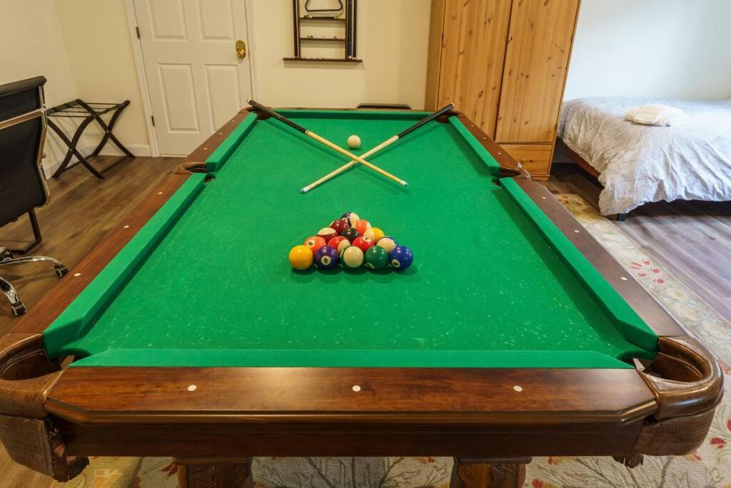 Acorn House - Charming House In Green Heaven With Pool Table With Lovely Backyard Oakhurst Zewnętrze zdjęcie